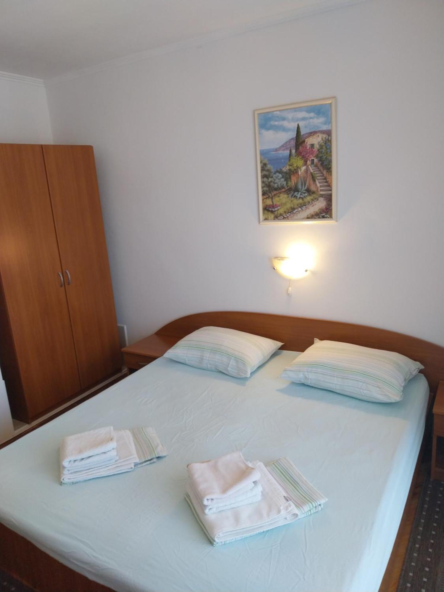 Ljubica Apartments And Rooms Supetarska Draga Dış mekan fotoğraf