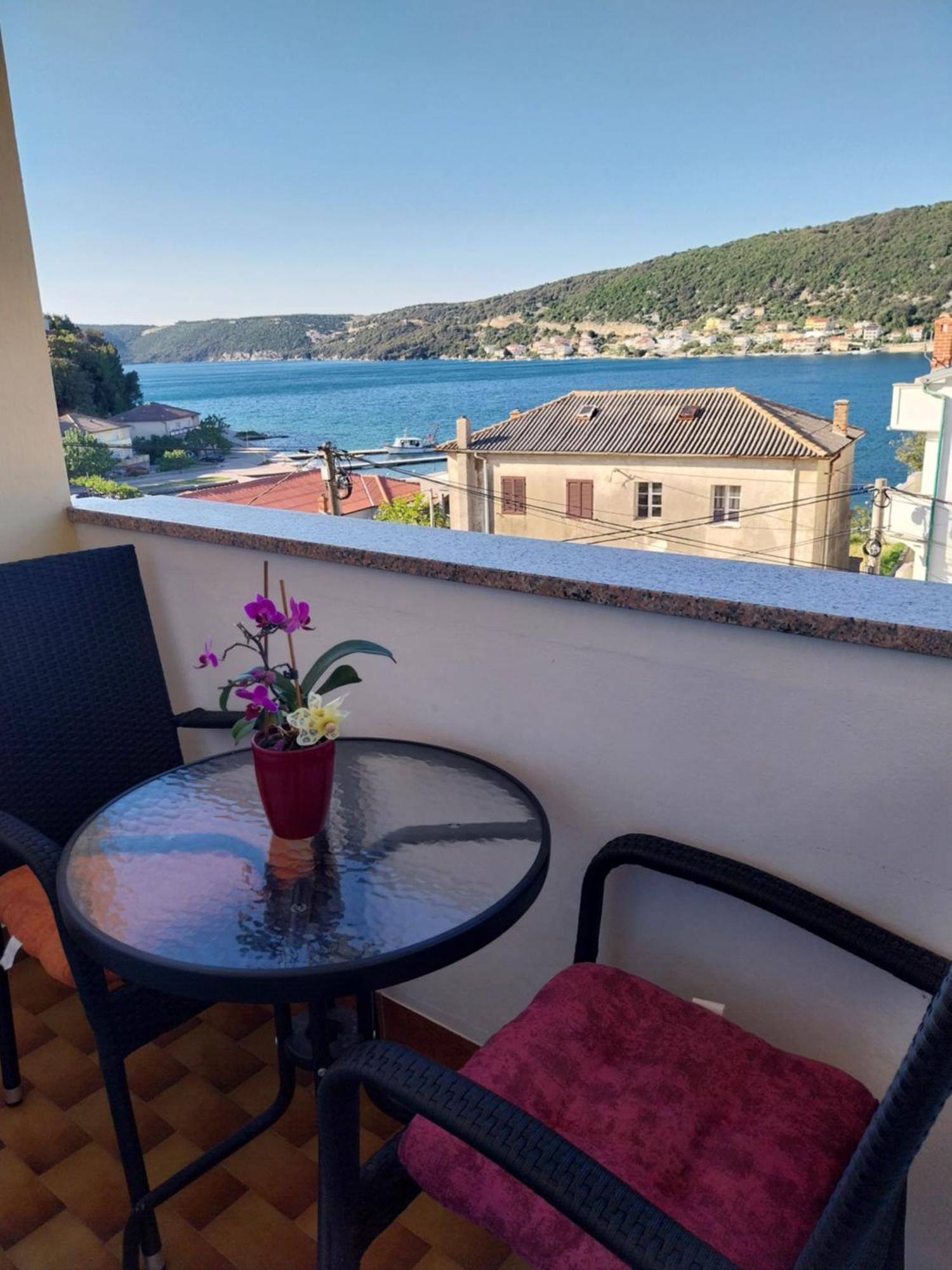 Ljubica Apartments And Rooms Supetarska Draga Dış mekan fotoğraf