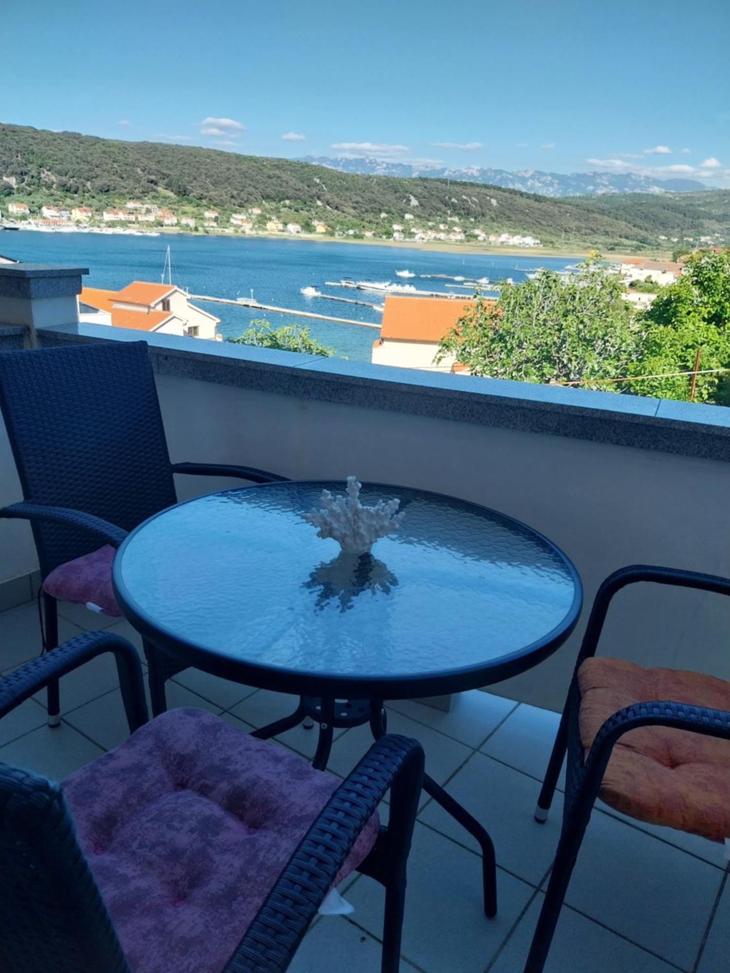 Ljubica Apartments And Rooms Supetarska Draga Dış mekan fotoğraf