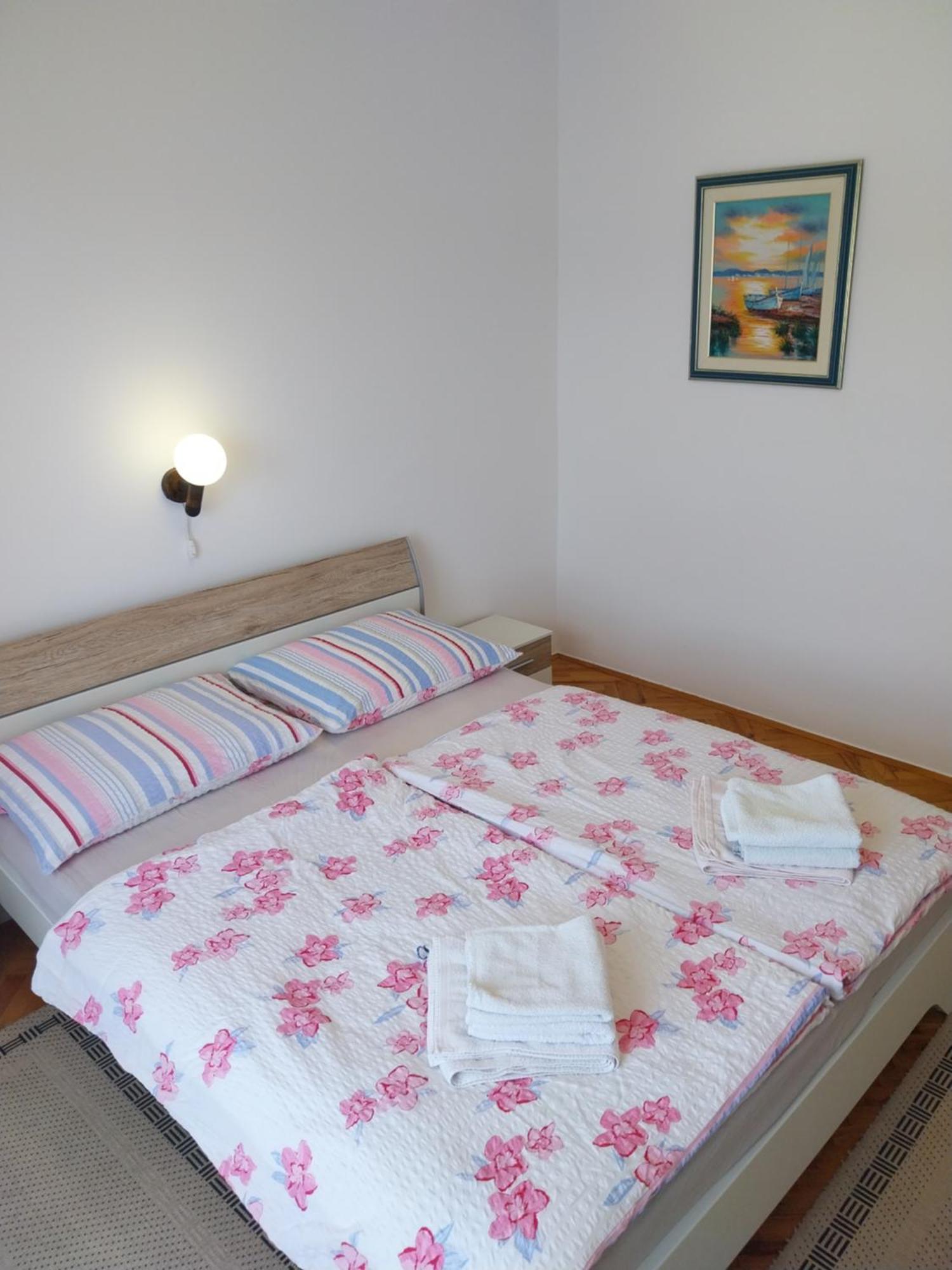 Ljubica Apartments And Rooms Supetarska Draga Dış mekan fotoğraf