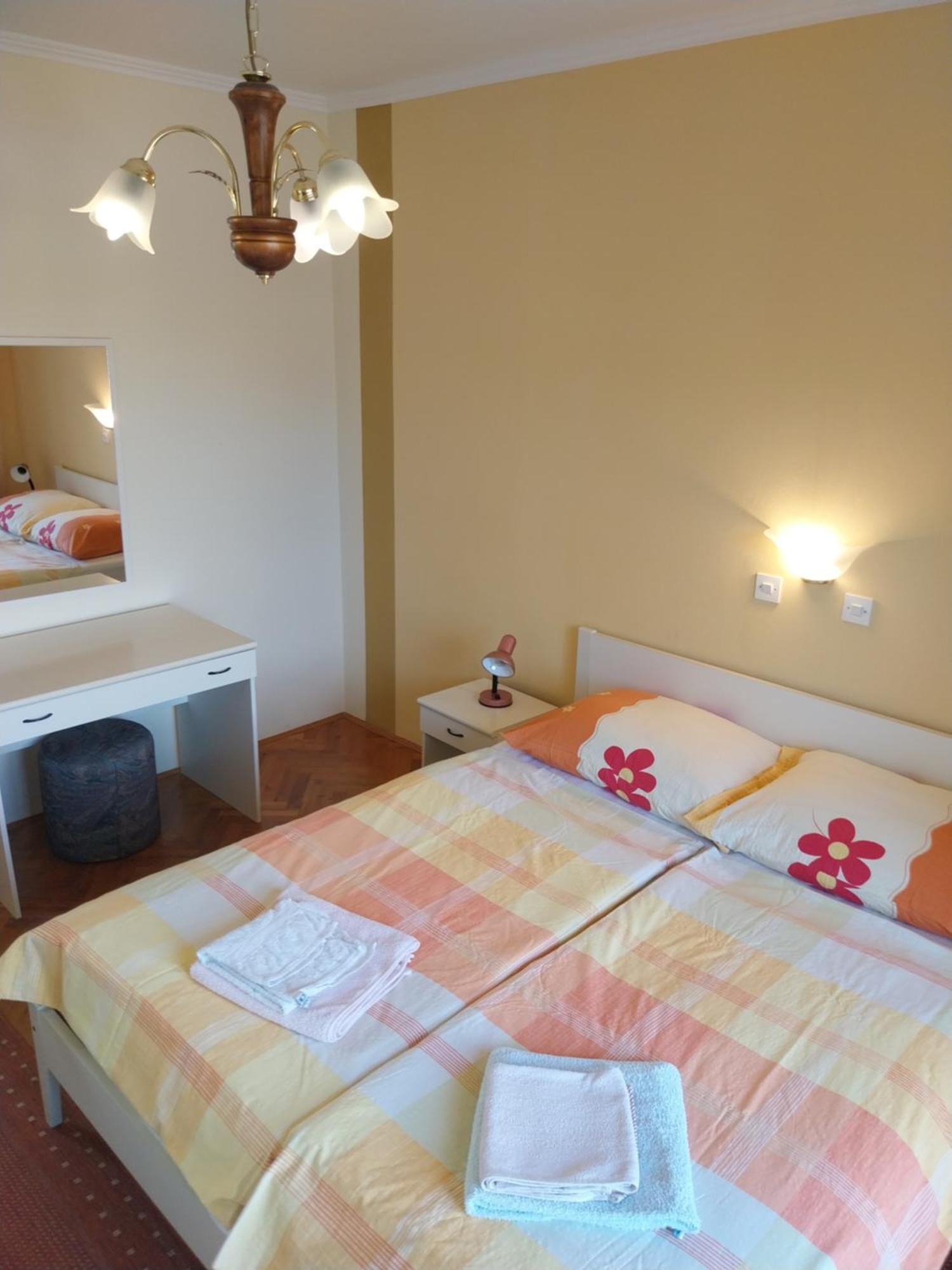 Ljubica Apartments And Rooms Supetarska Draga Dış mekan fotoğraf